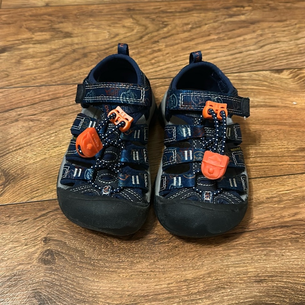 Toddler Keen water shoes